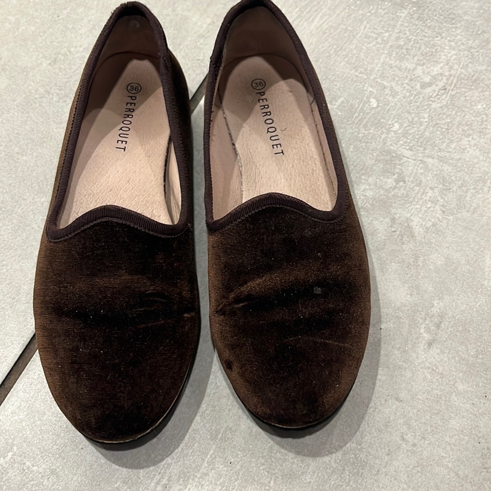 Brown velvet flat girls